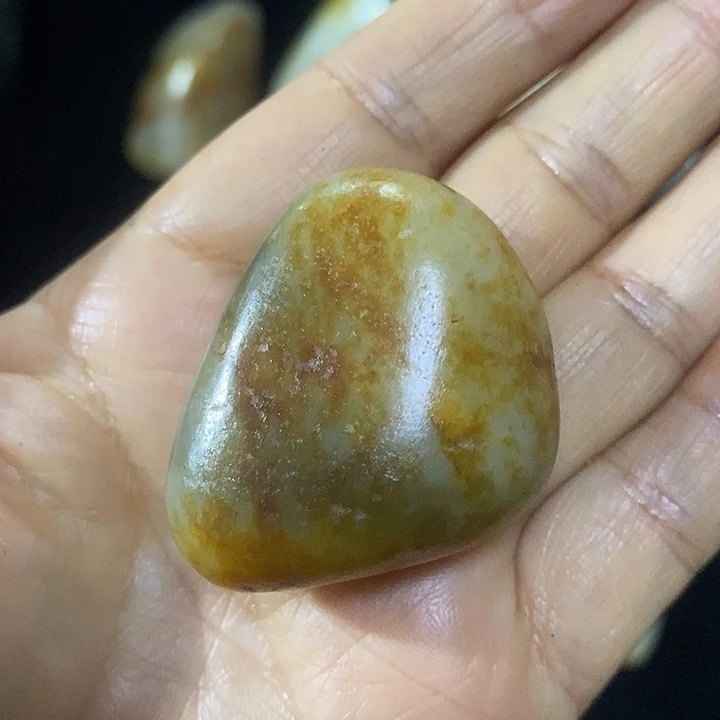 未镶嵌和田玉（糖玉）挂件