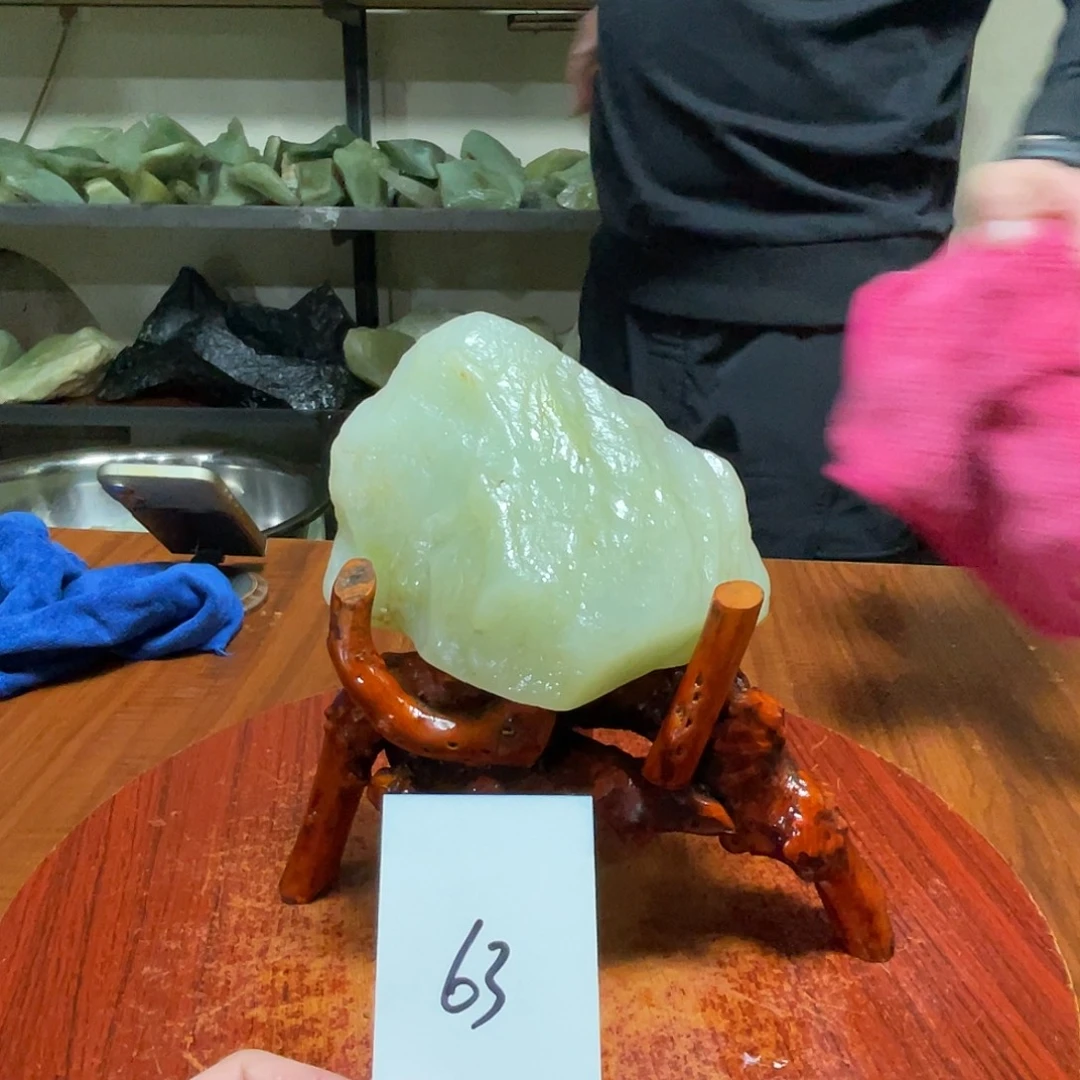 蛇纹石玉未镶嵌原石63