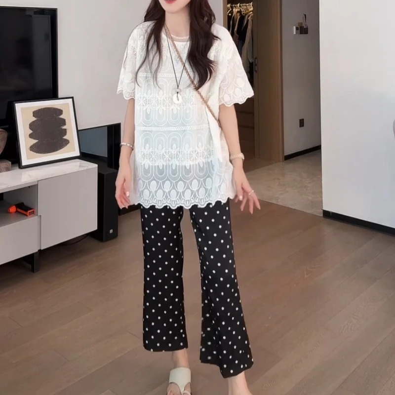 洋气宽松套头蕾丝短袖上衣+波点显瘦百搭休闲微喇裤LK2504748