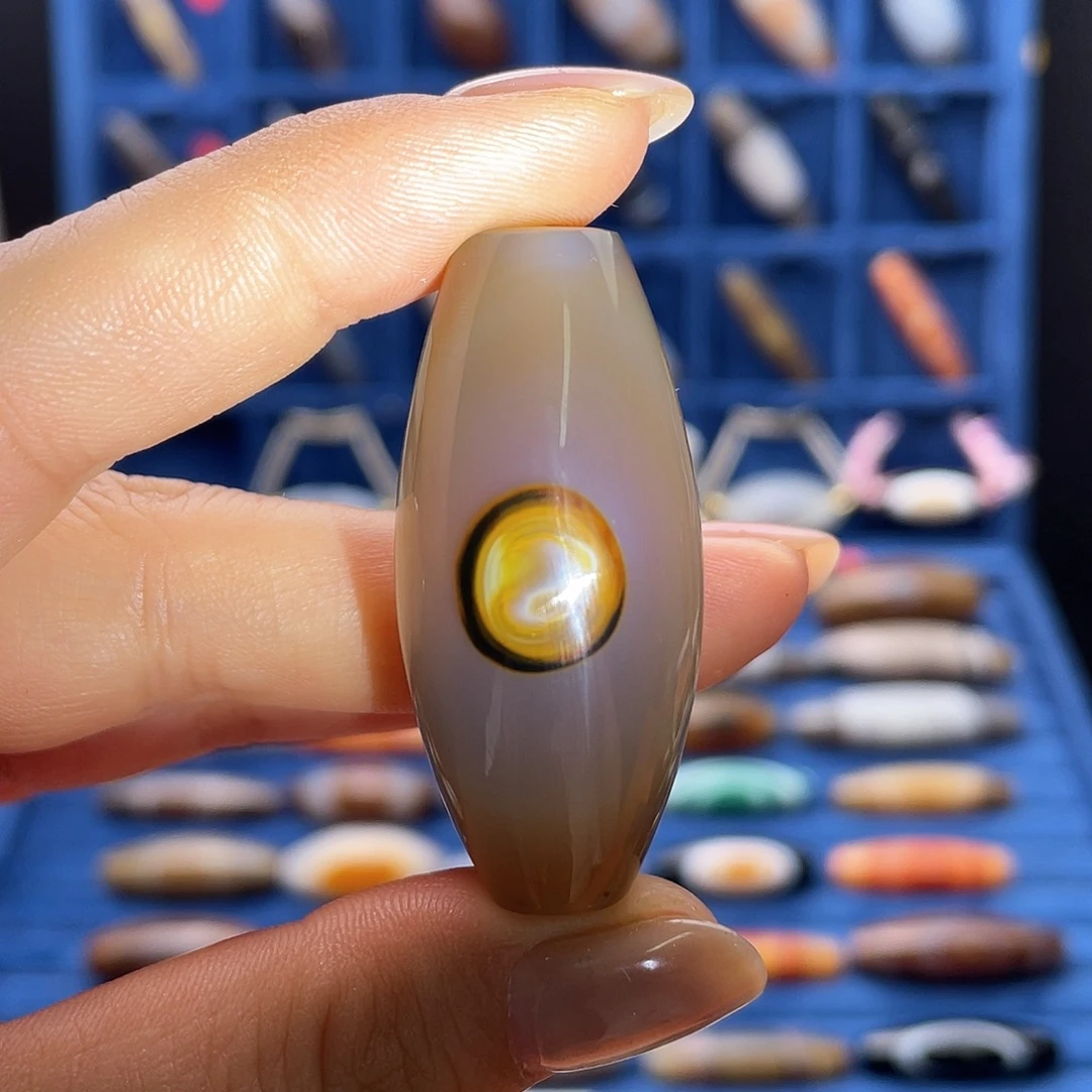 玛瑙/玉髓未镶嵌珠宝半成品