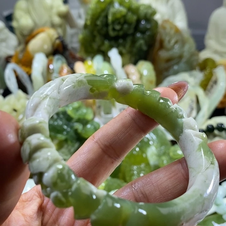 岫玉未镶嵌岫玉手镯56