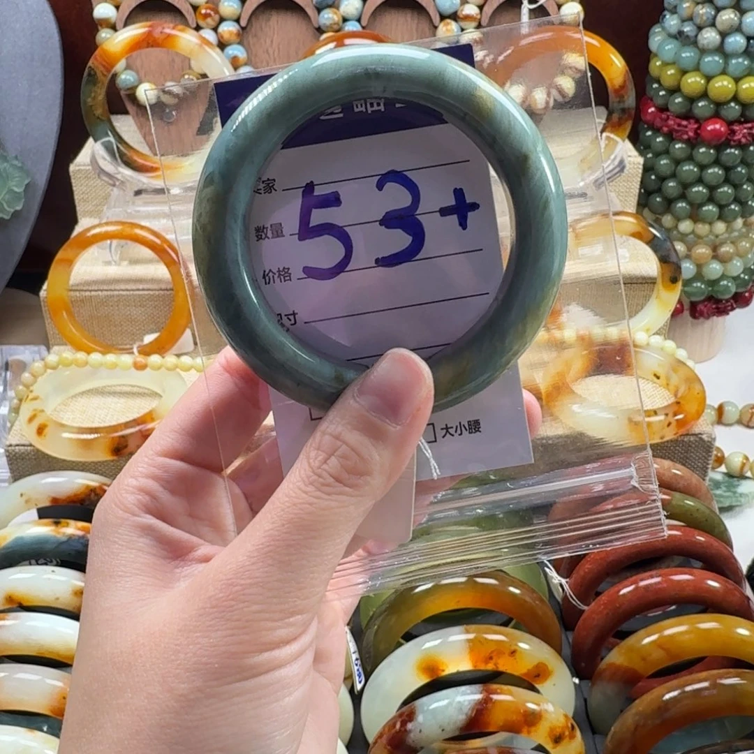 蛇纹石玉未镶嵌手镯77