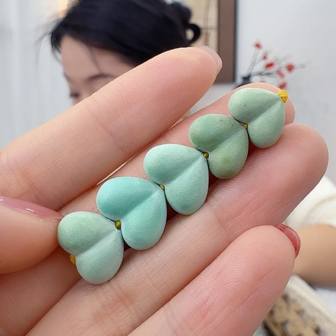 y***i绿松石未镶嵌珠宝奇石