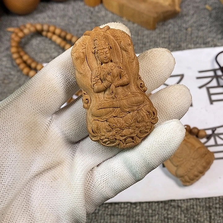 檀香木无事牌老山檀香黑肉满工观音吊坠