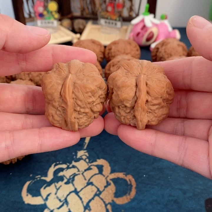 文玩核桃把件一帆风顺37