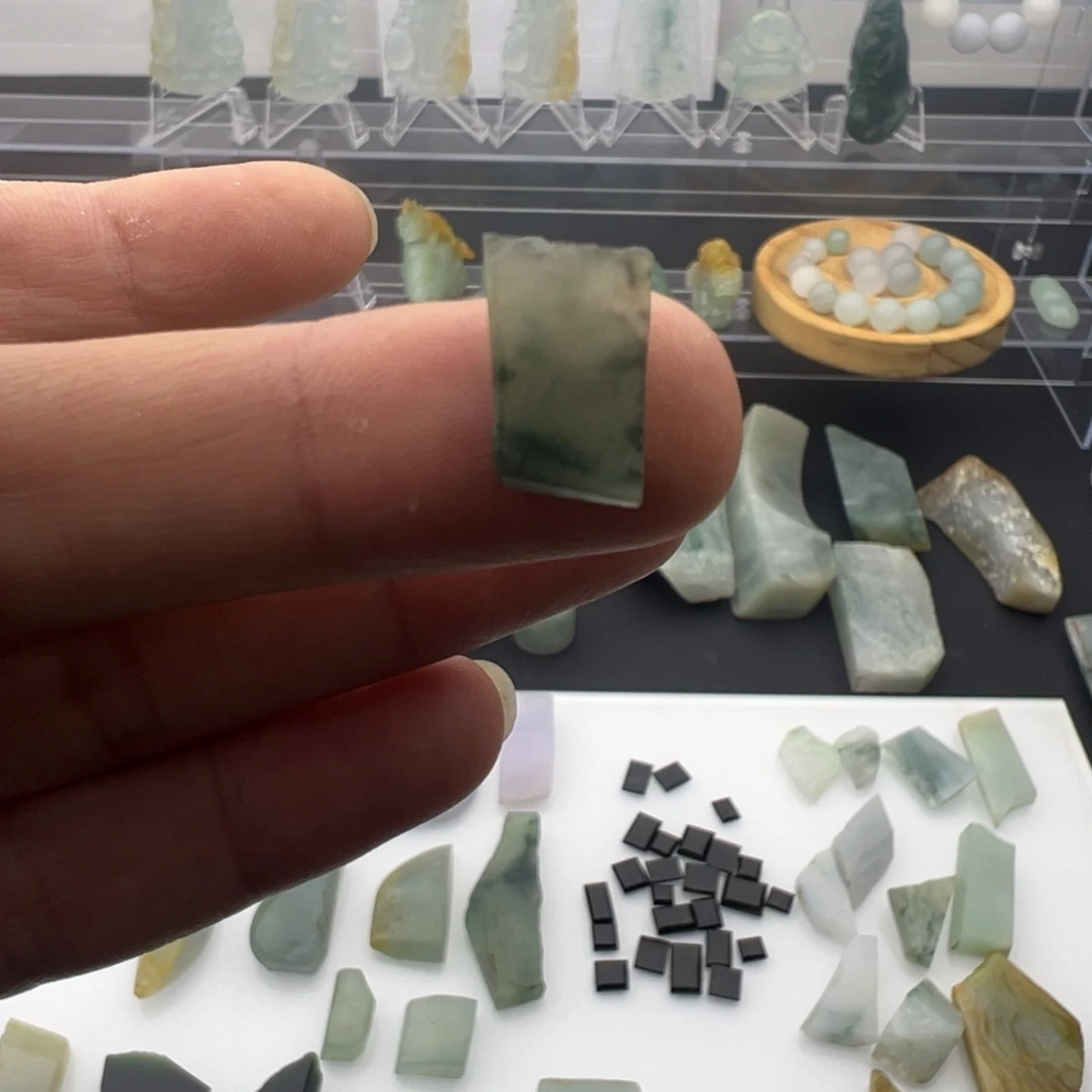 翡翠裸石缅甸翡翠A货料子