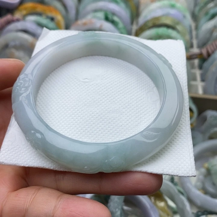 翡翠未镶嵌手镯60圈