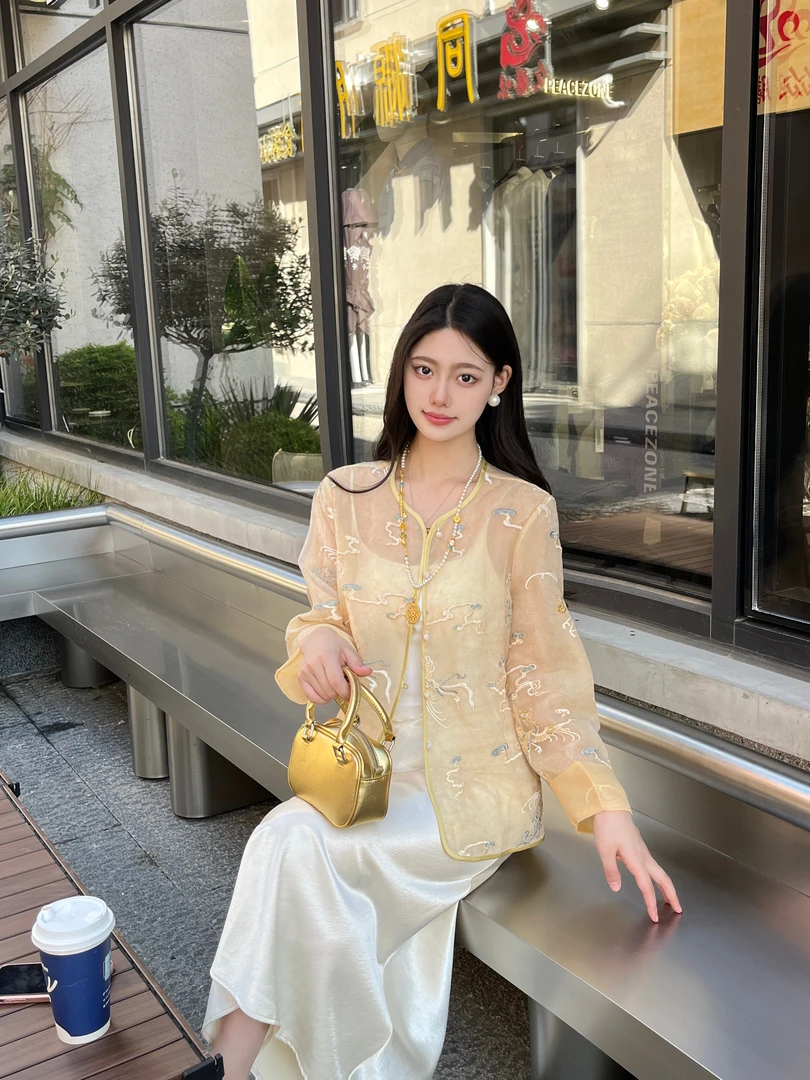 时尚薄款绣花短外套夏装新中式女士盘扣上衣HQS-092