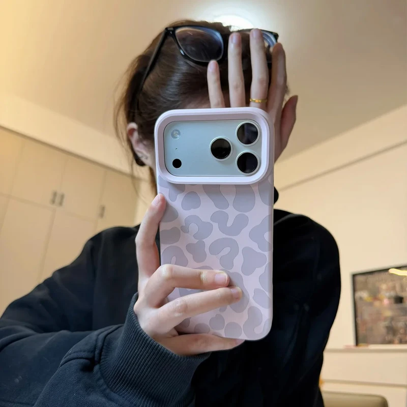 欧克里里粉灰豹纹适用苹果17/16promax糯米手机壳iPhone15/14/13