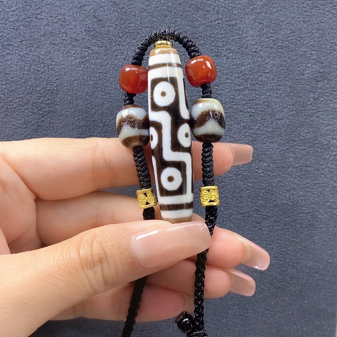 多***释玛瑙/玉髓颈饰未镶嵌