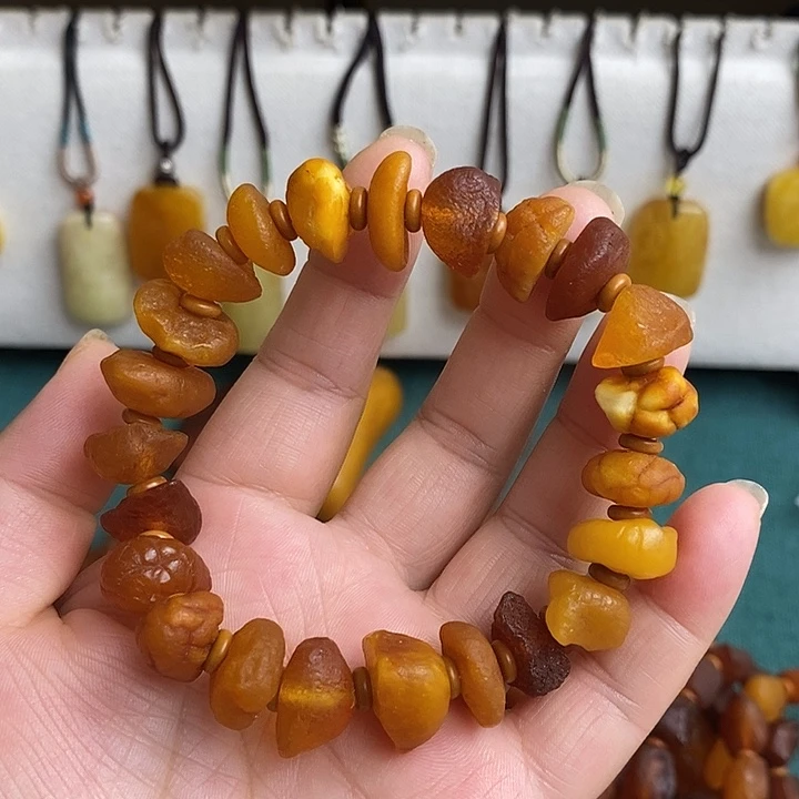 琥珀颈饰未镶嵌手串