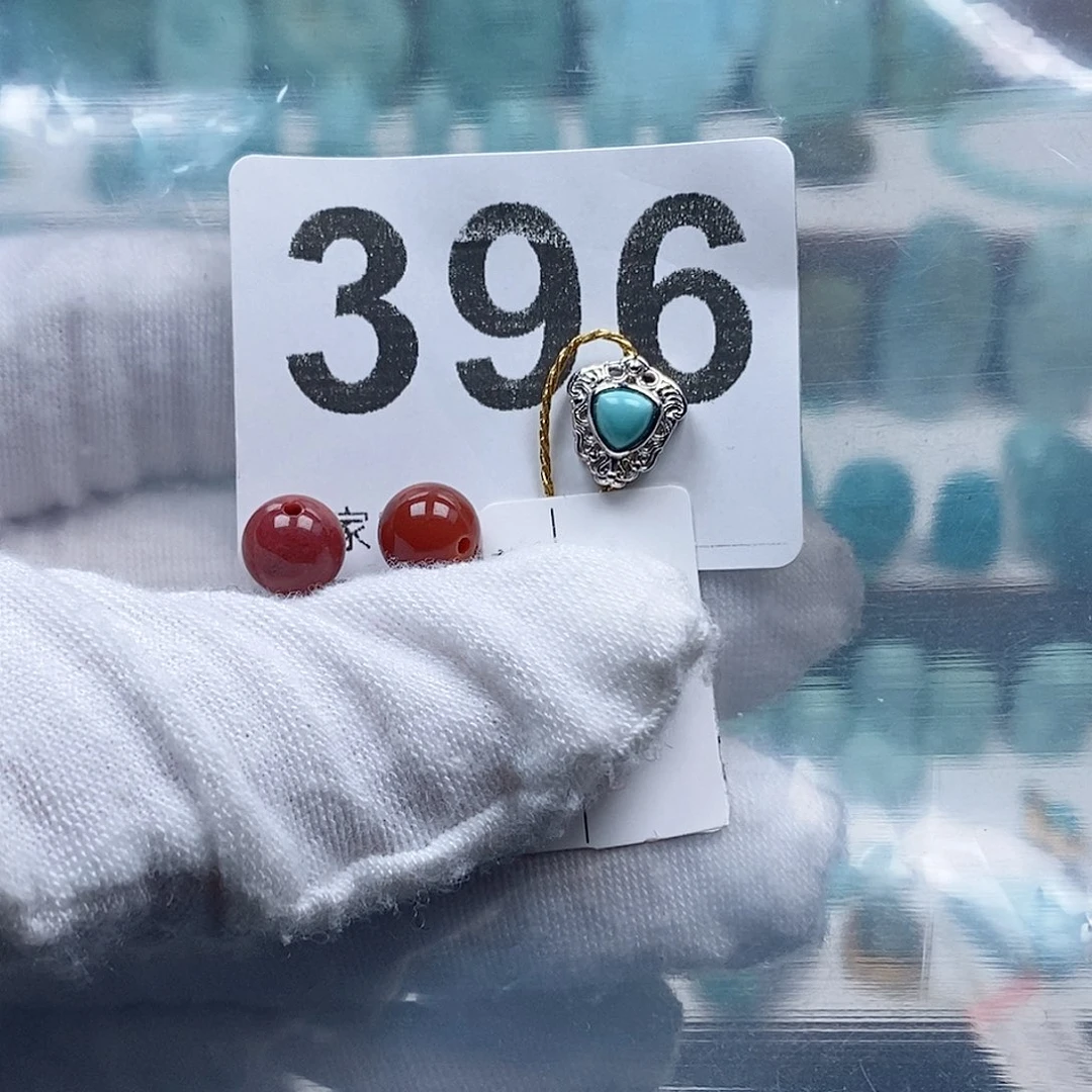 南红玛瑙未镶嵌珠宝奇石