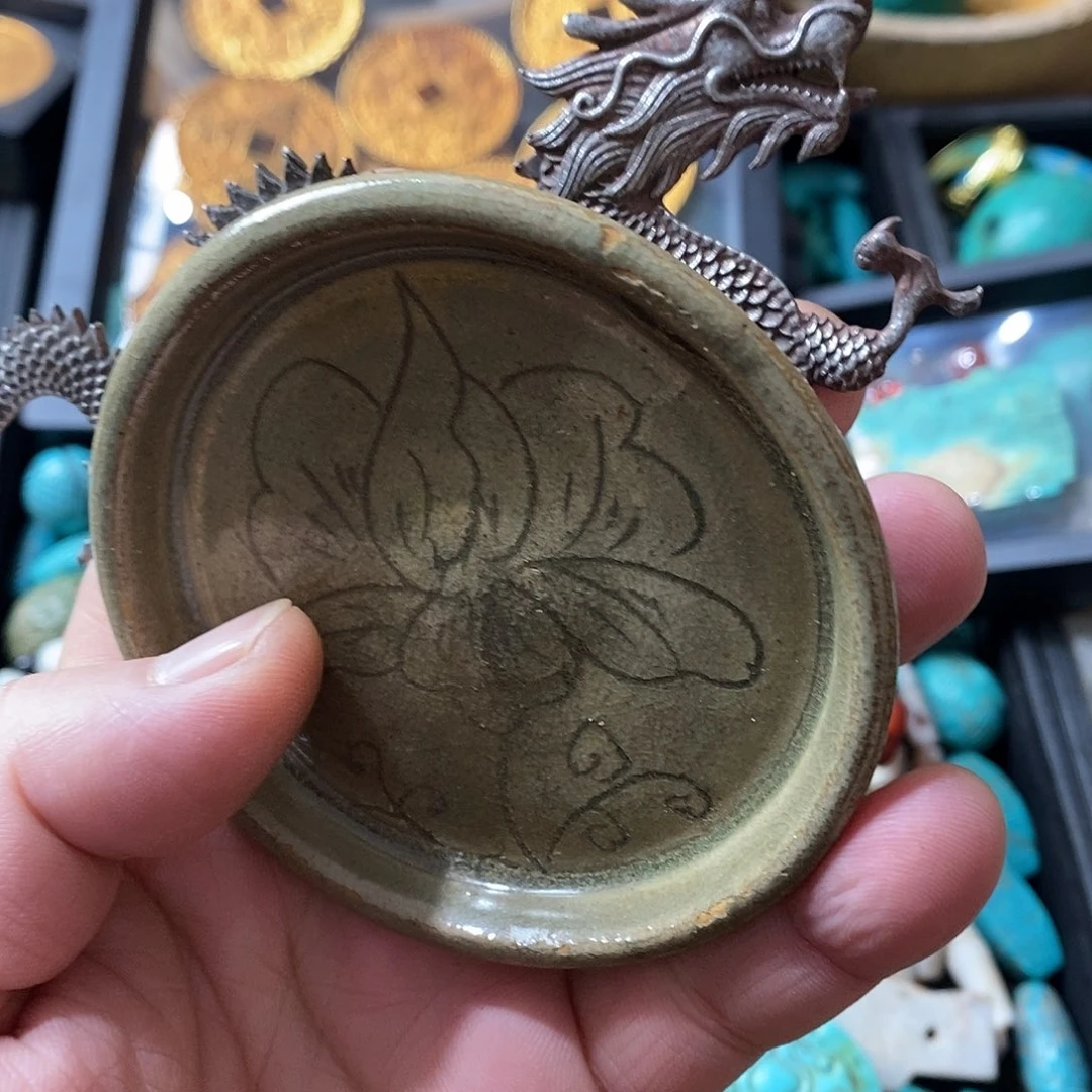 精美的插图本等多种形式的