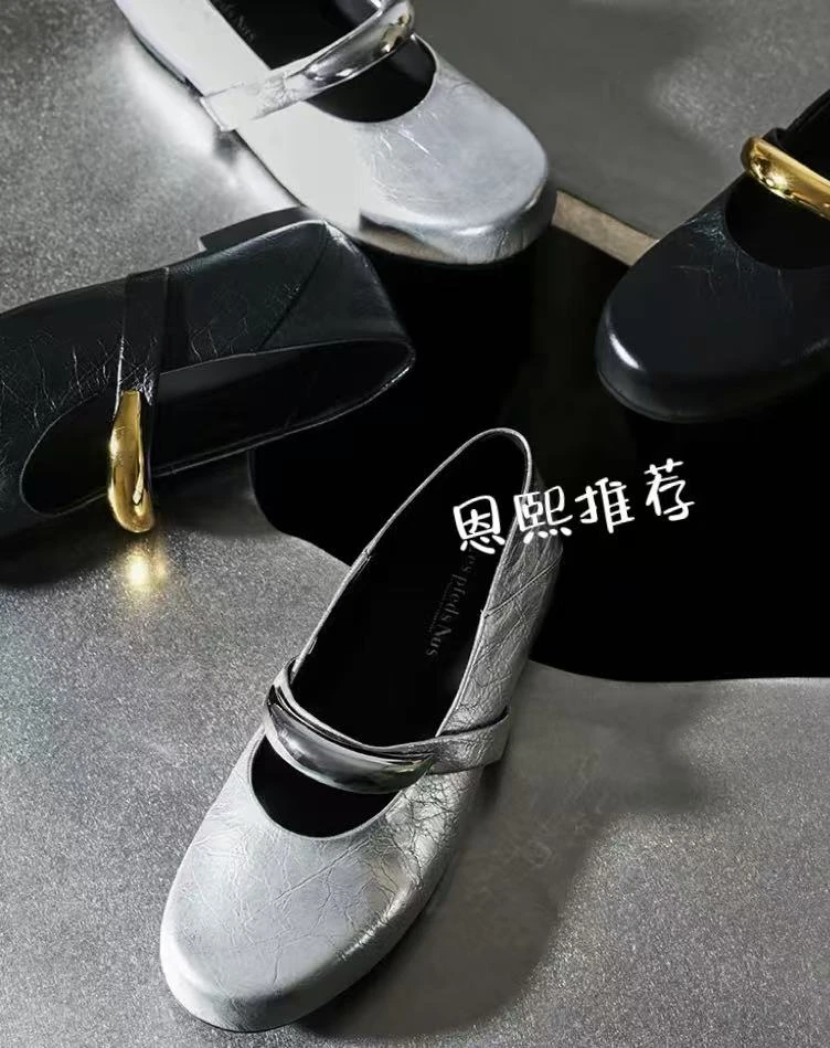 恩熙·法式2025金属扣软底玛丽珍女鞋A5051