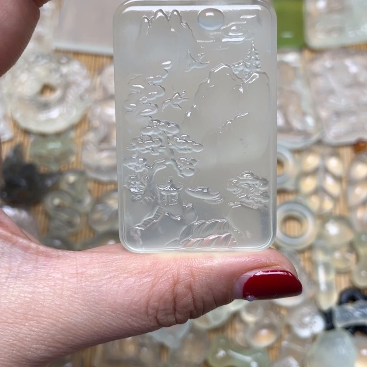 蛇纹石玉颈饰未镶嵌我****户