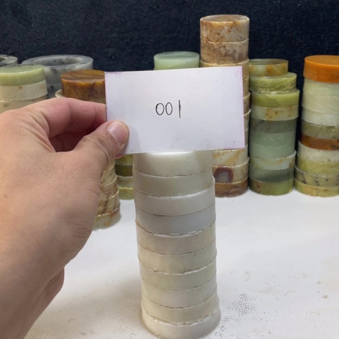 【闪购商品】蛇纹石玉珠宝半成品未镶嵌山****?