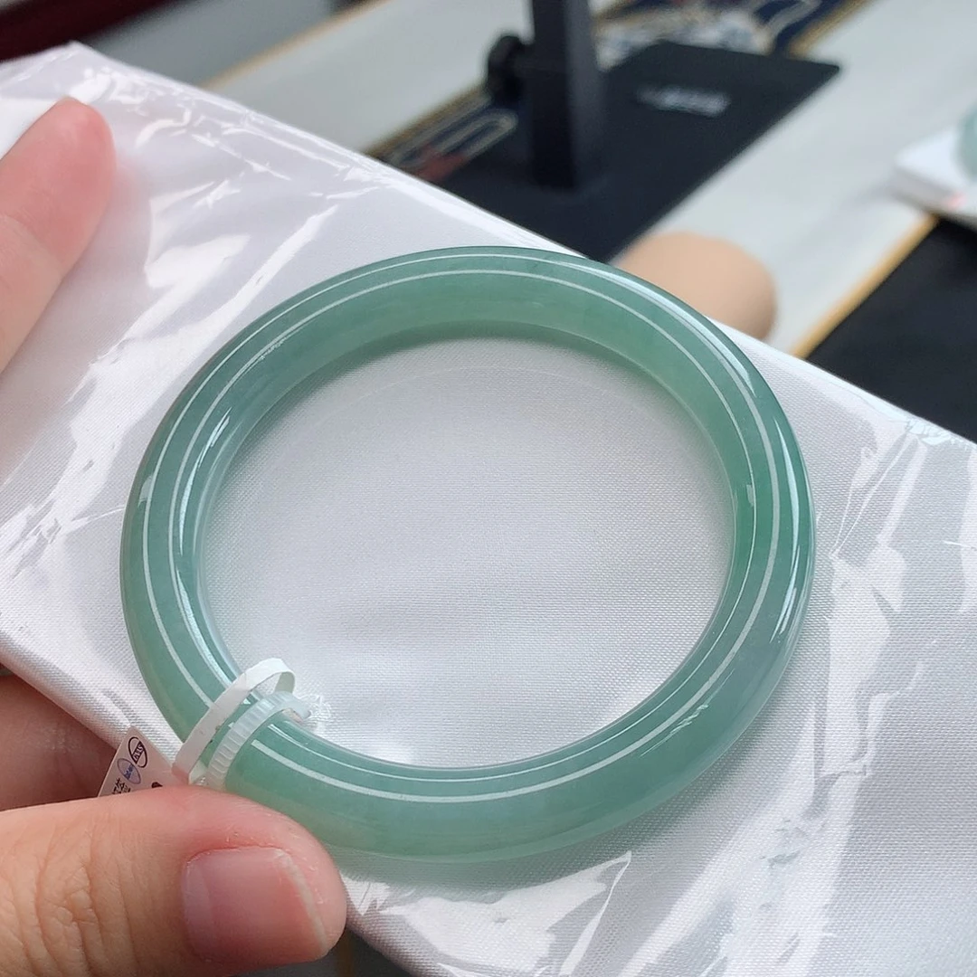 翡翠手镯未镶嵌21号