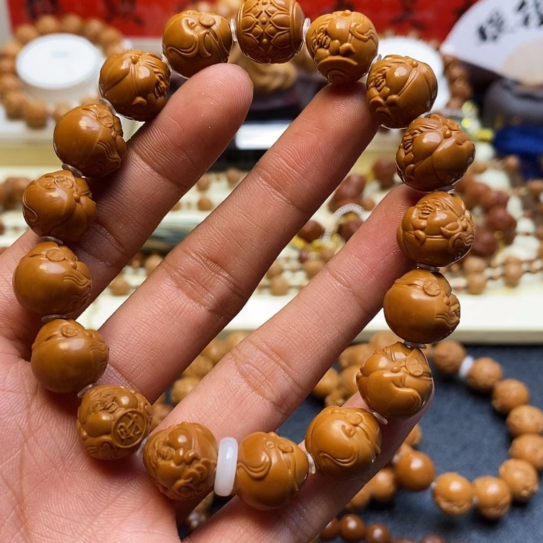 吊坠文玩核桃可爱财神