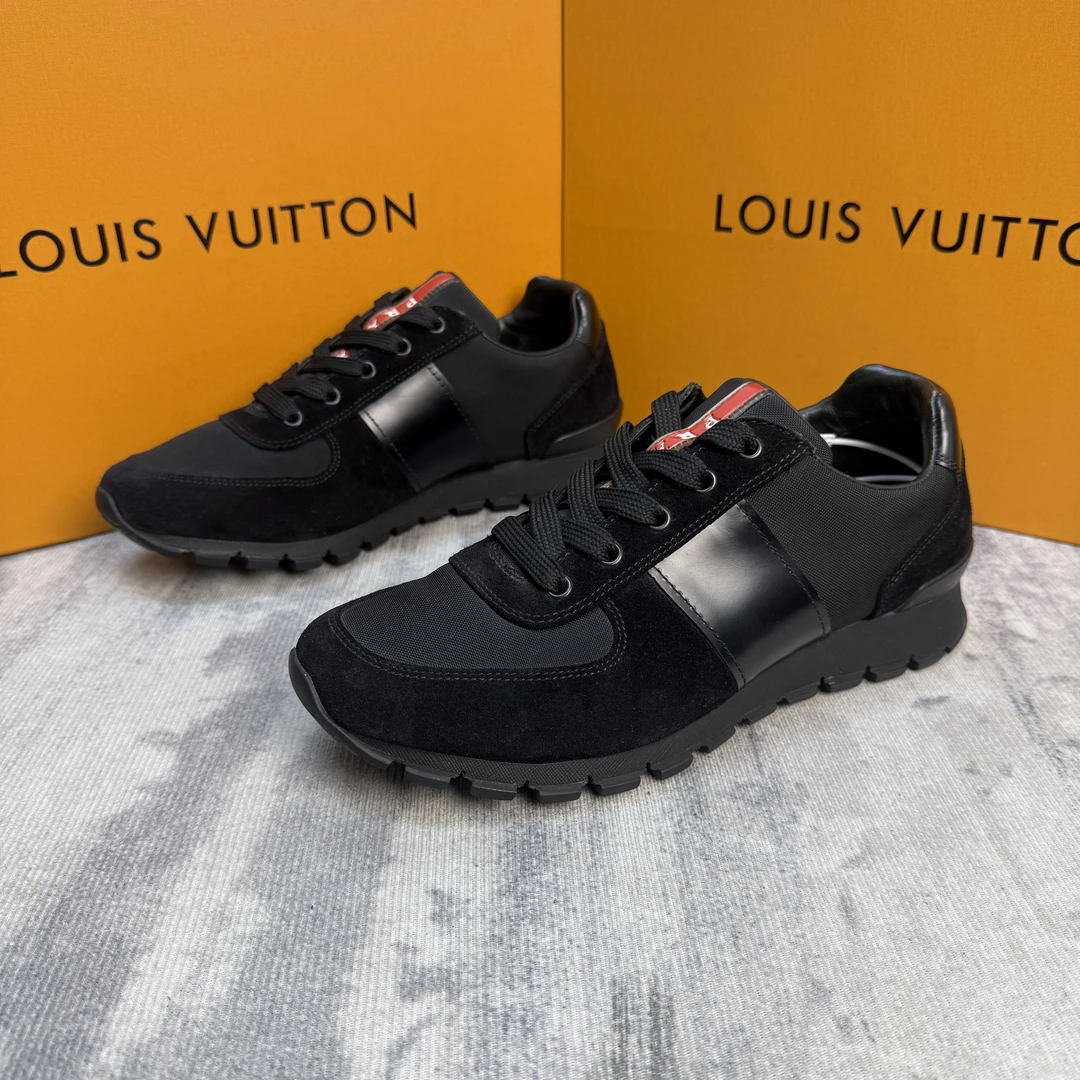 95新 Prada/普拉达 黑色布面麂皮拼接运动鞋/40欧