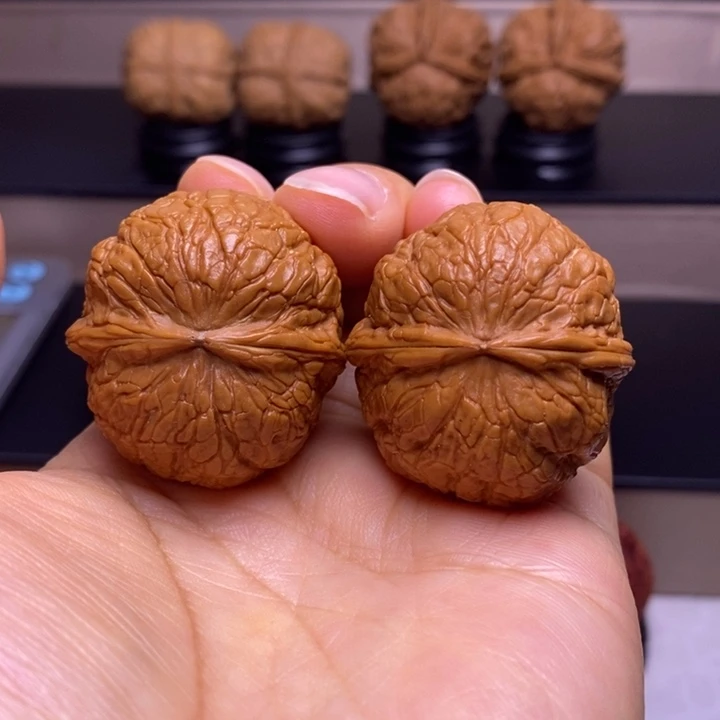 把件文玩核桃金蟒蛇皮球51