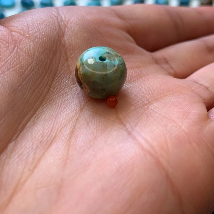 南红玛瑙未镶嵌珠宝奇石