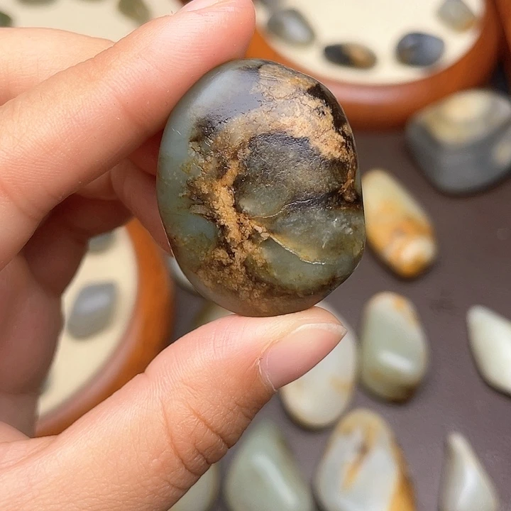 和田玉未镶嵌颈饰21