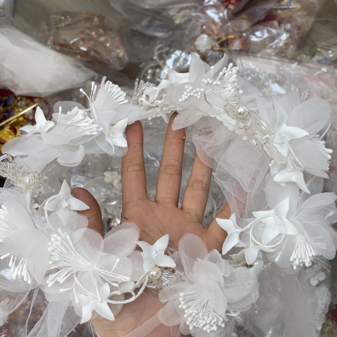 混合材质新娘头饰默认微瑕不退换