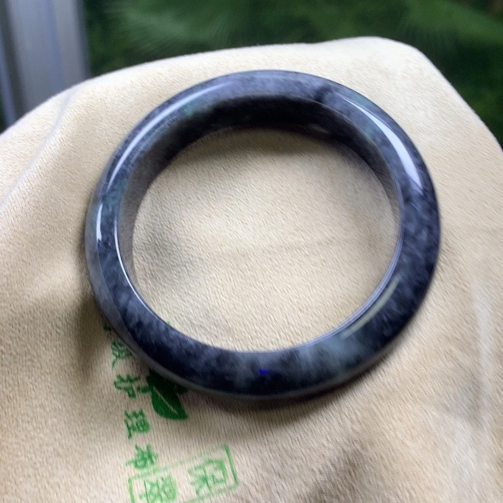 翡翠手镯未镶嵌翡翠55