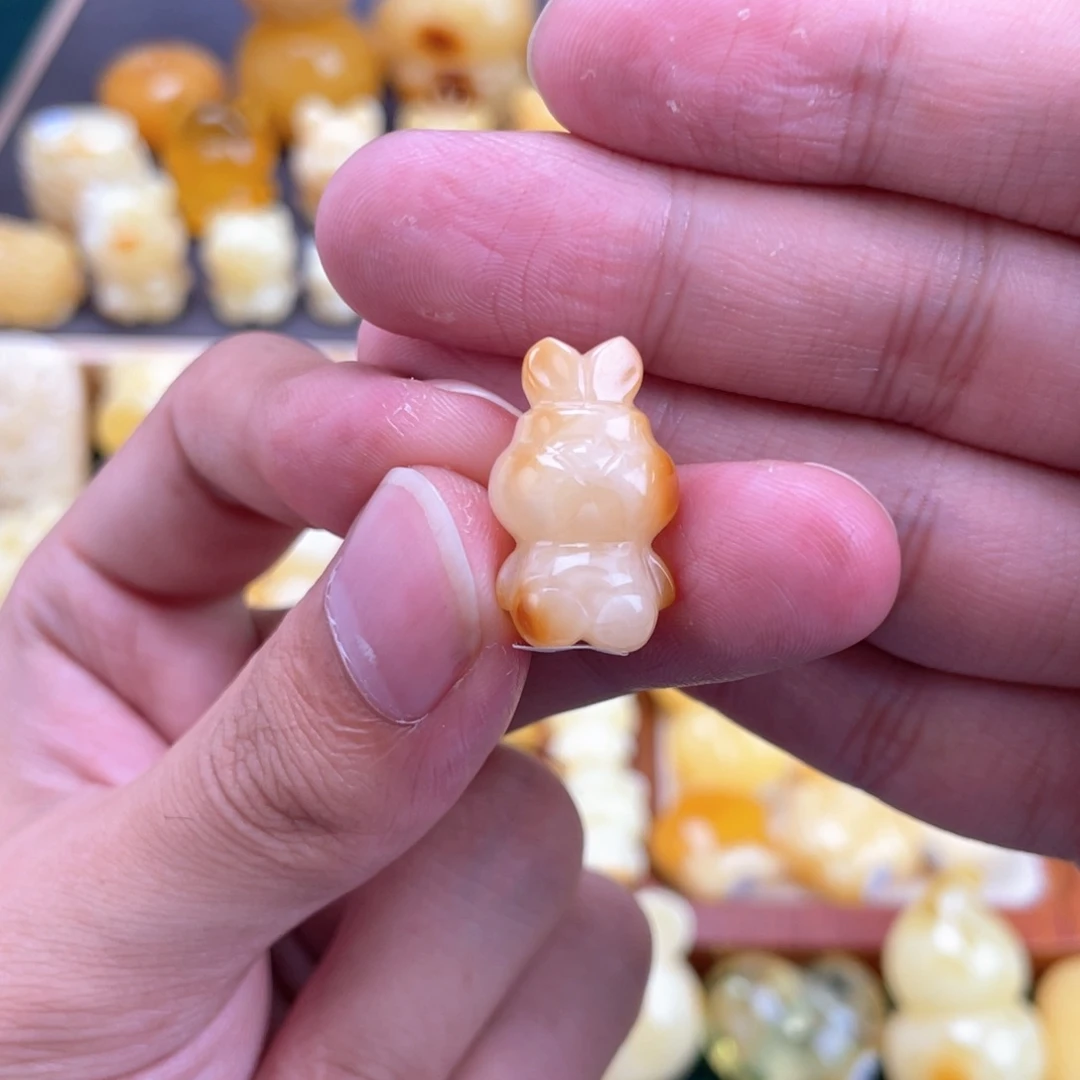 小***肉裸石琥珀未镶嵌蜜蜡