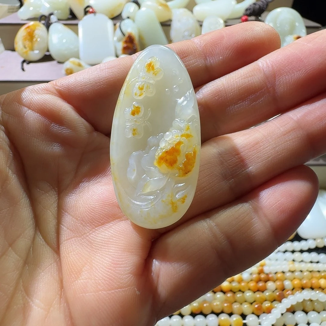 和田玉未镶嵌吊坠(不含链)