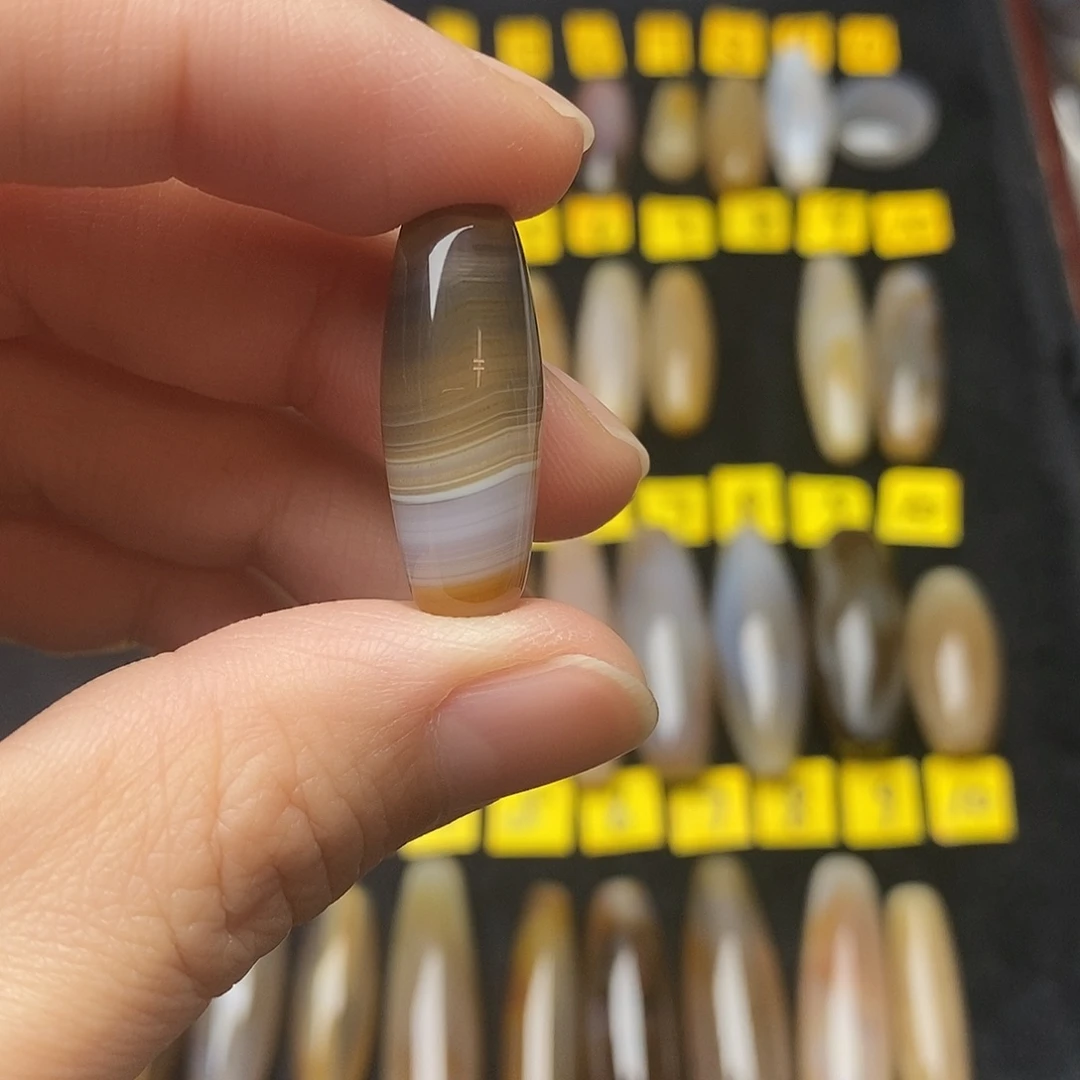 媛***轩玛瑙/玉髓未镶嵌颈饰