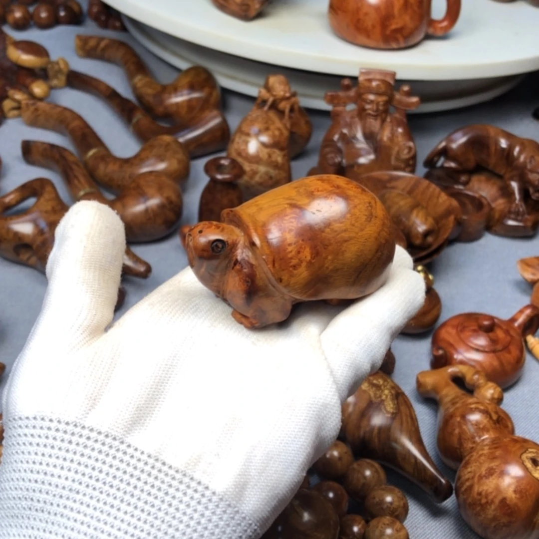 【闪购商品】木麻梨疙瘩火琉璃手把件