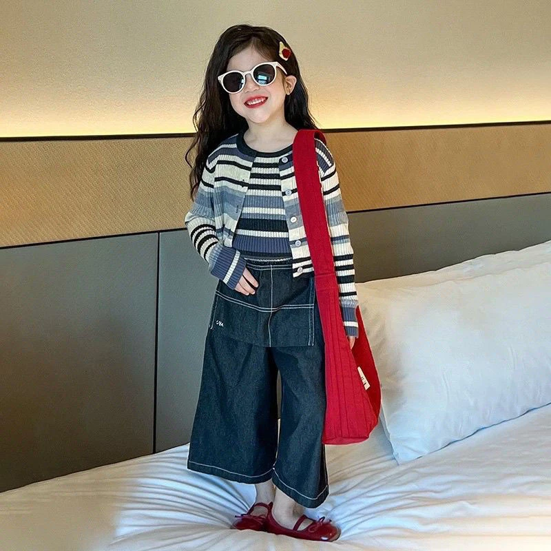 巴拉巴拉男孩女孩女童春毛衣三件套套2025女宝宝条纹春秋休闲时尚