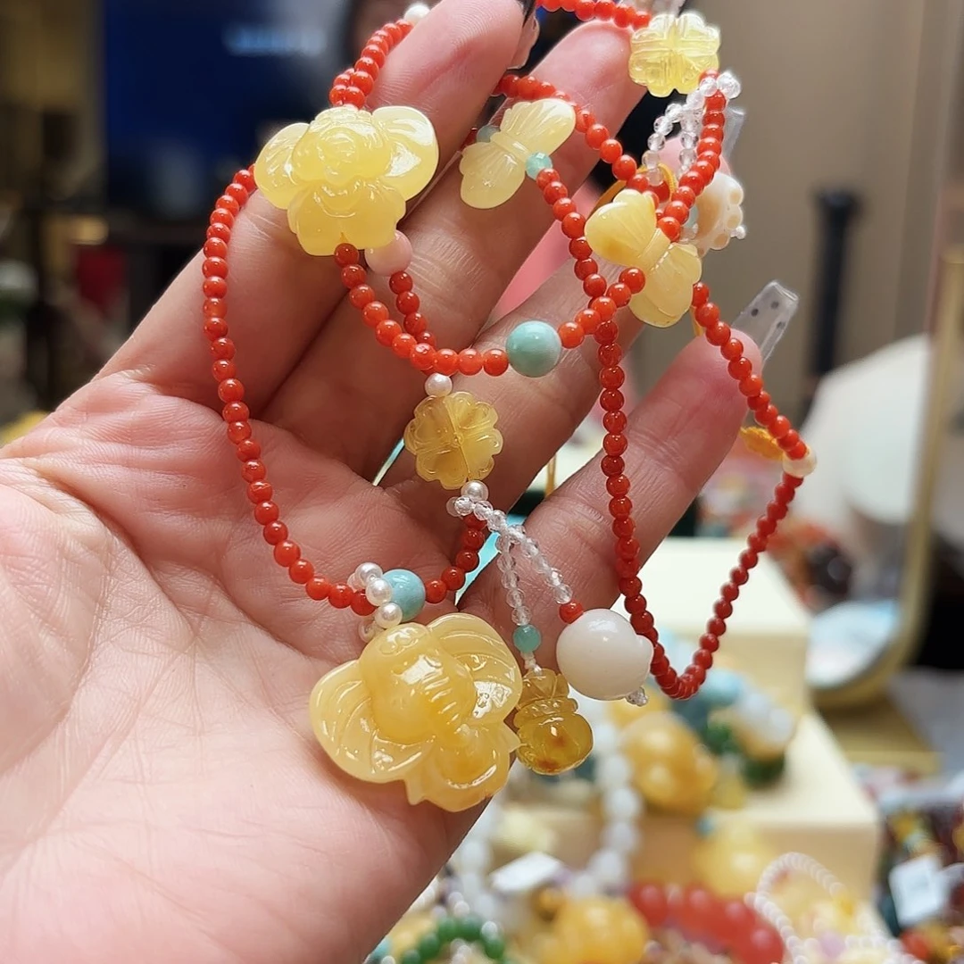 琥珀颈饰未镶嵌琥珀