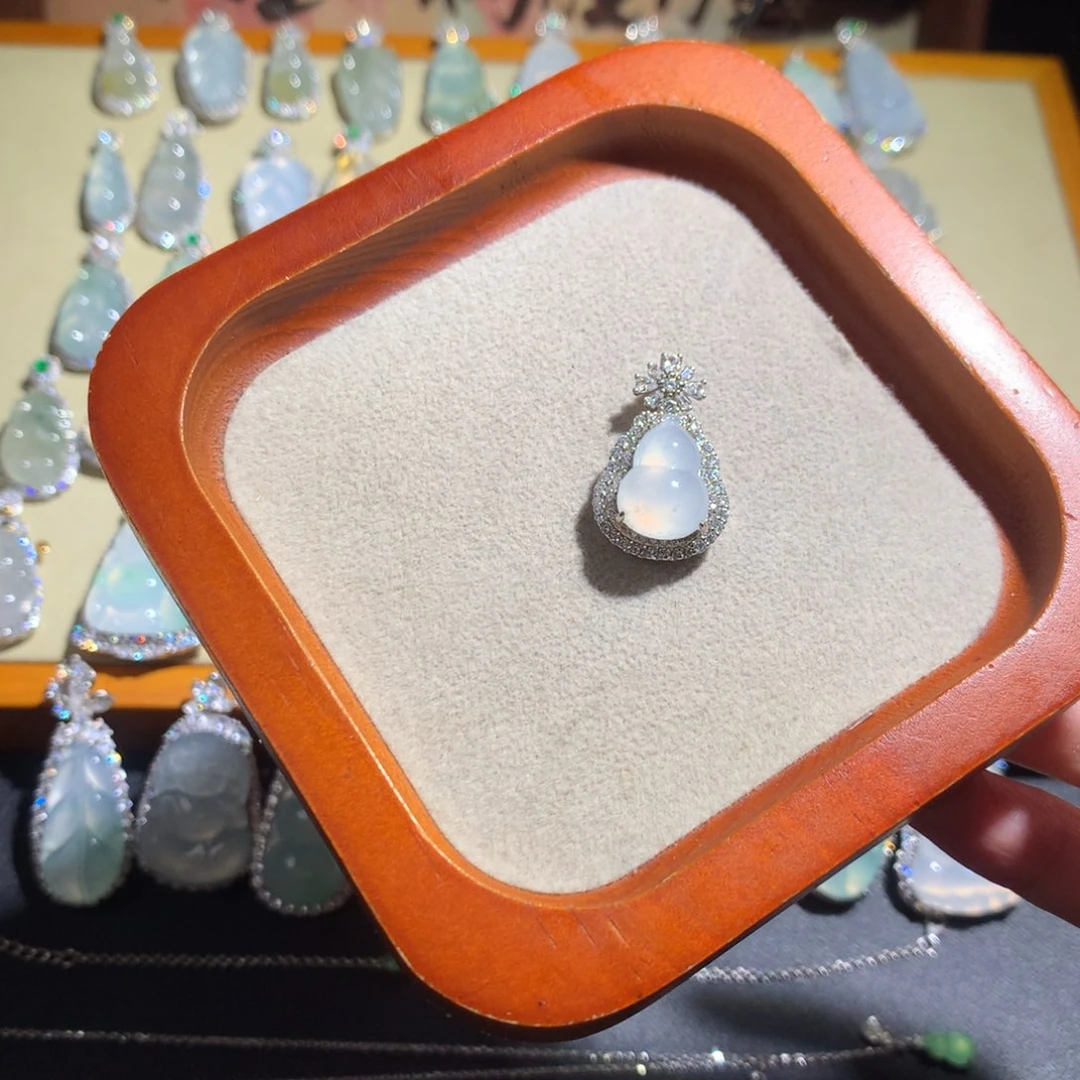 翡翠银S925镶嵌挂件葫芦