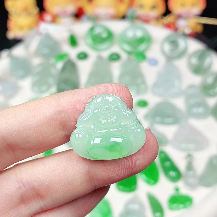 翡翠未镶嵌颈饰缅甸天然A货翡翠