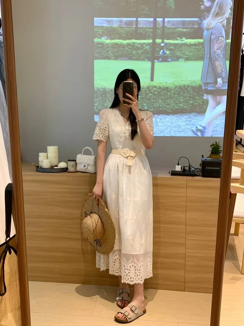 天丝棉拼蕾丝设计V领带腰带长裙