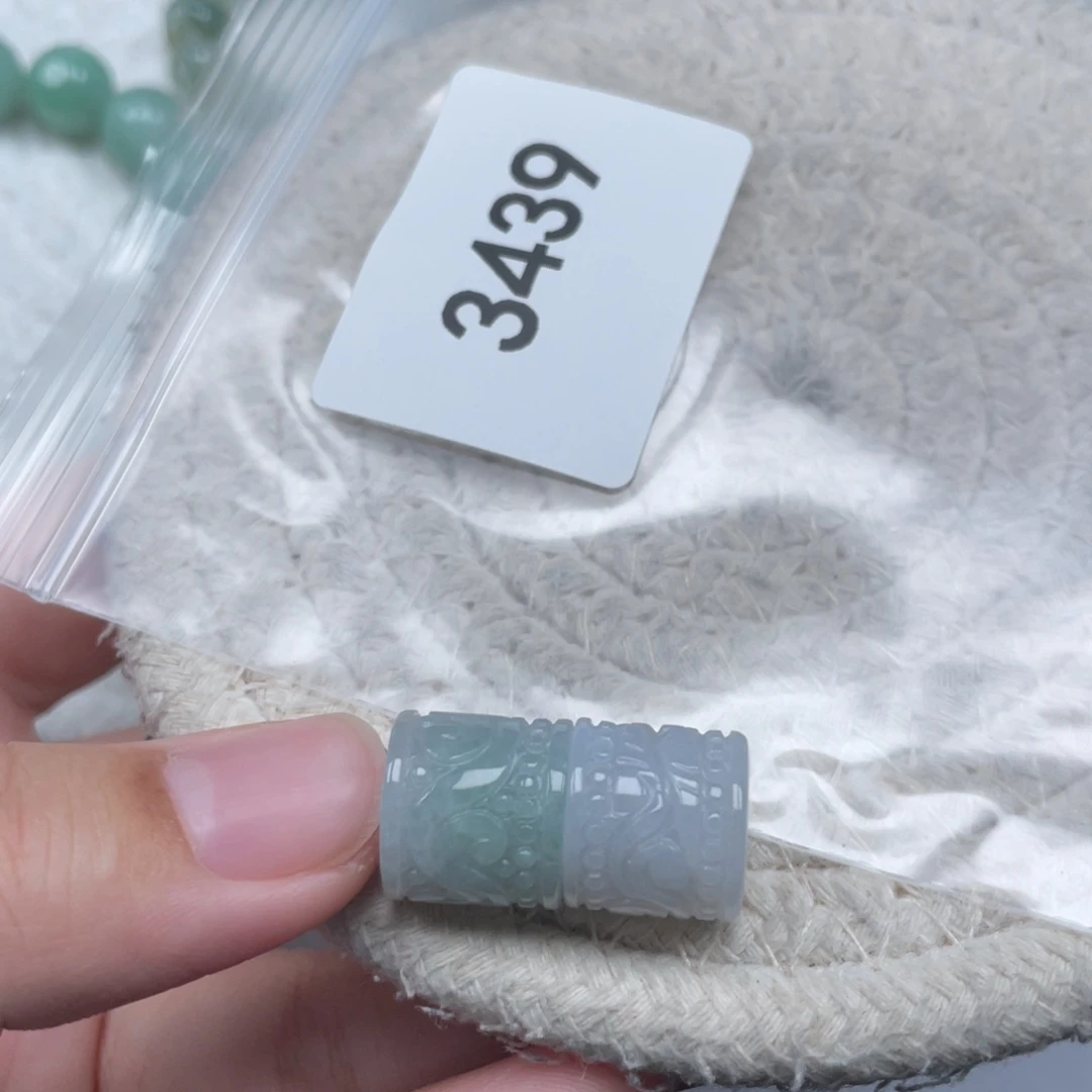 翡翠未镶嵌颈饰天然A货缅甸翡翠