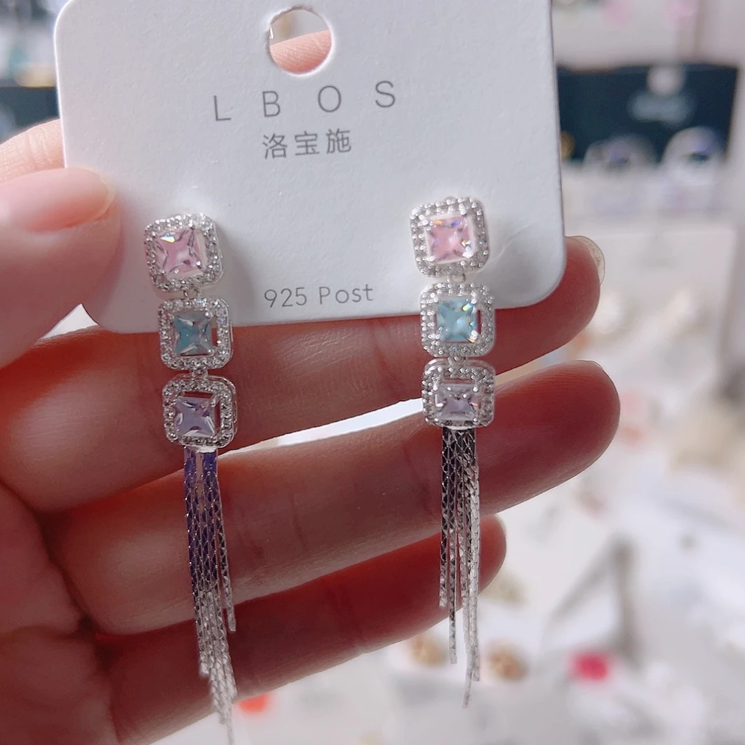 锆石纯铜合金耳环的