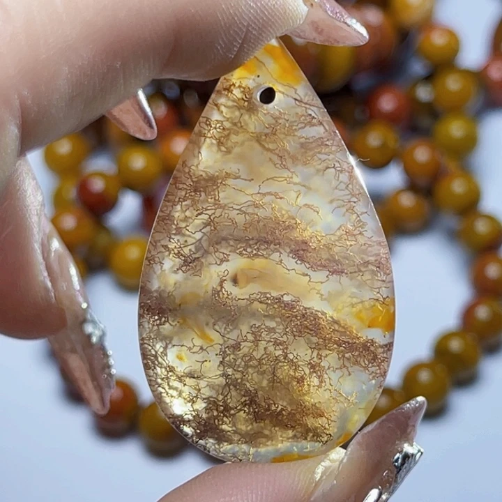 玛瑙/玉髓颈饰未镶嵌