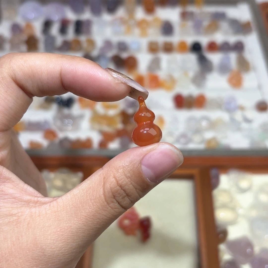 玛瑙/玉髓颈饰合金流**?