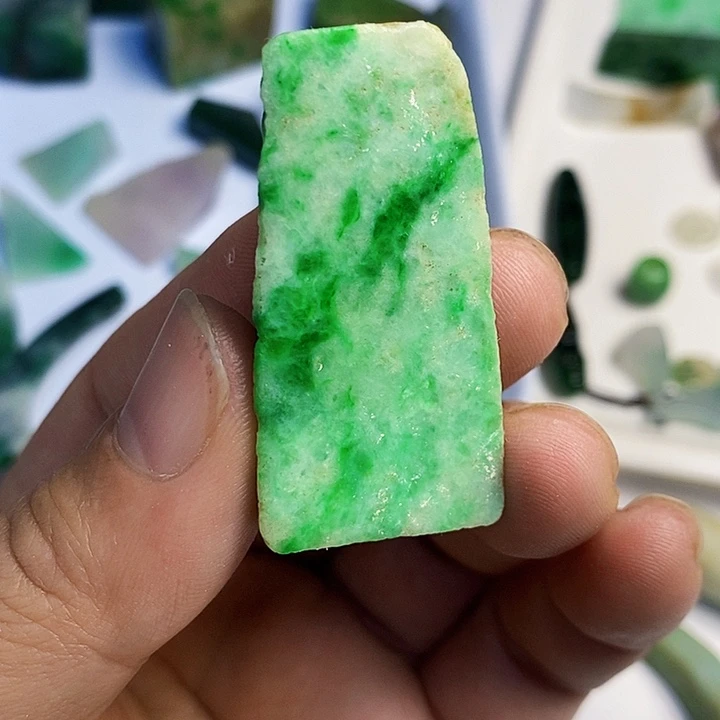 翡翠散珠天然翡翠A货挂件