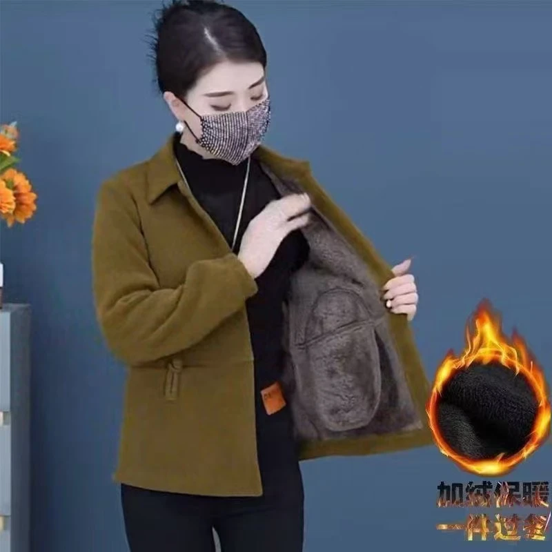 妈妈装长袖加绒加厚中年灯芯绒外套2025新款中老年女装保暖上衣女