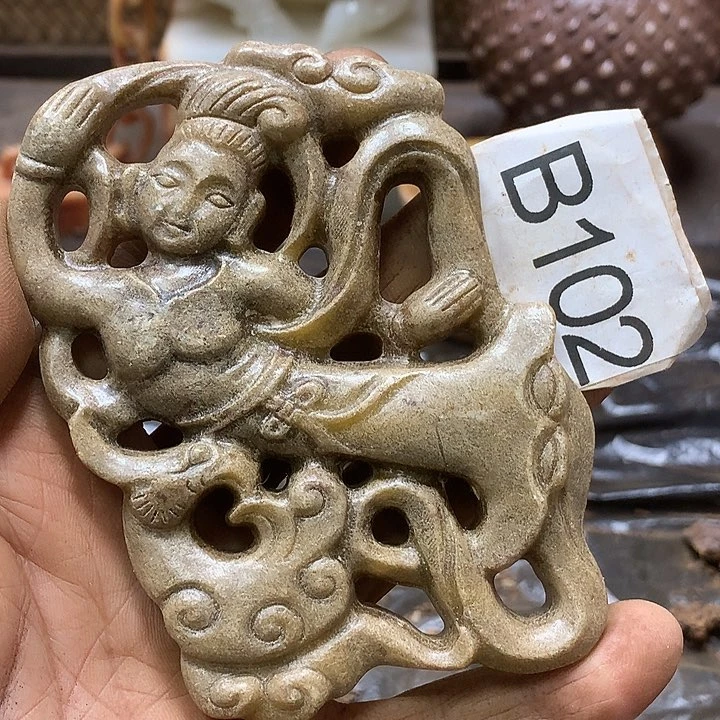 未镶嵌和田玉挂件