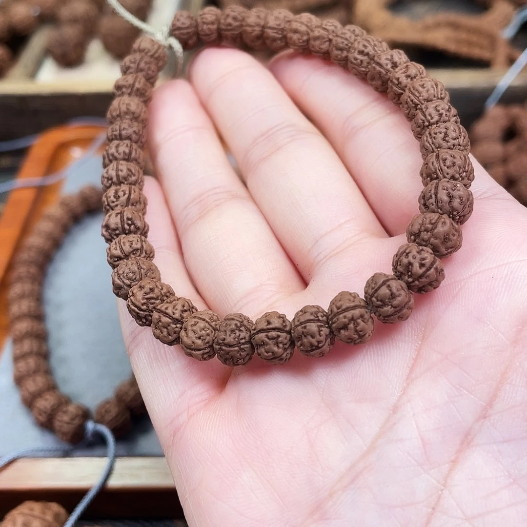 金刚菩提手串h***o老树王8➕单圈二挑
