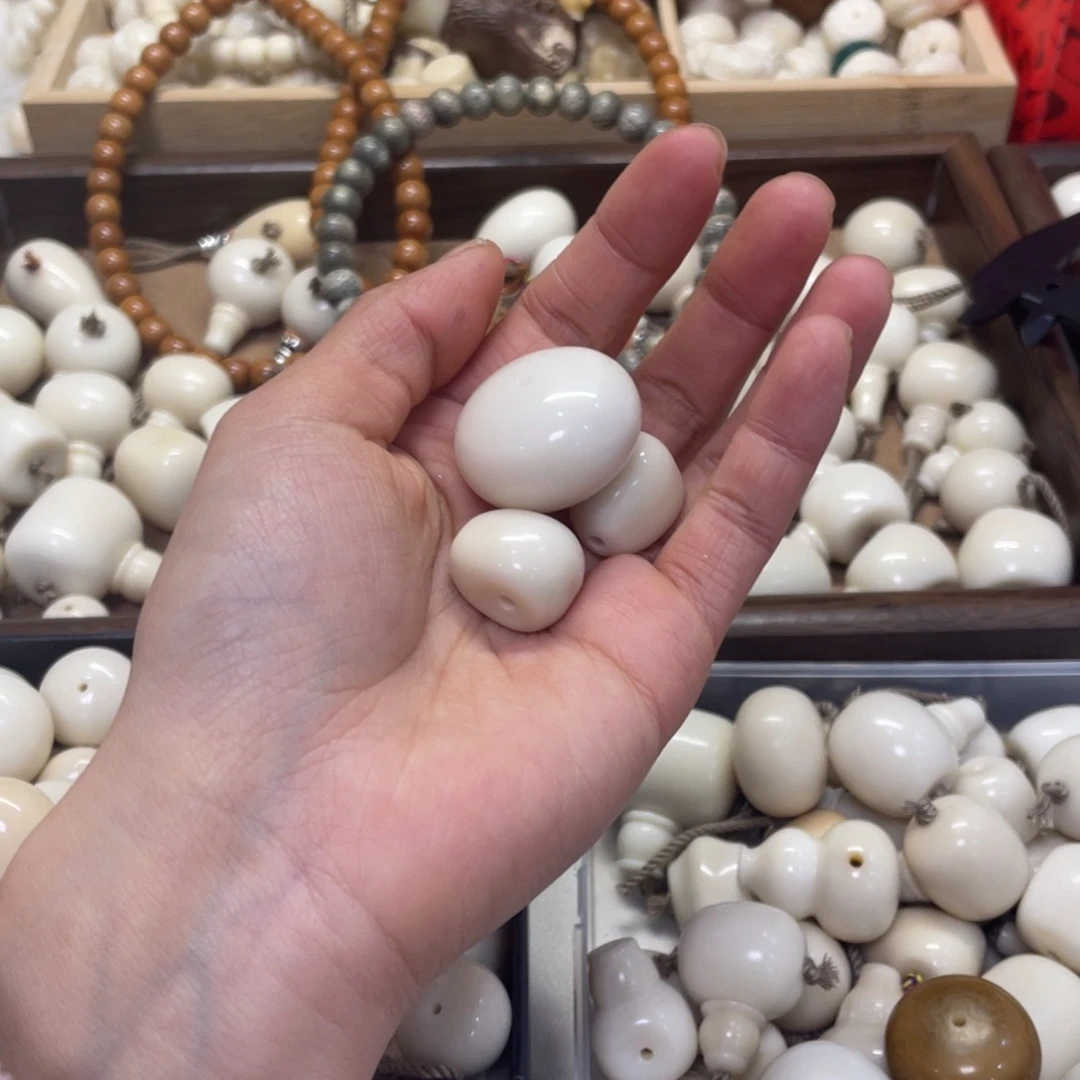 梵***行菩提根/象牙果吊坠