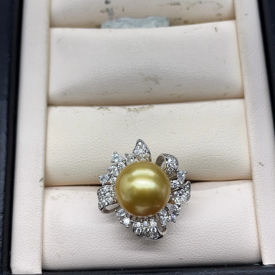 海水珍珠银S925镶嵌戒指金珠浓金花朵戒指12.6mm