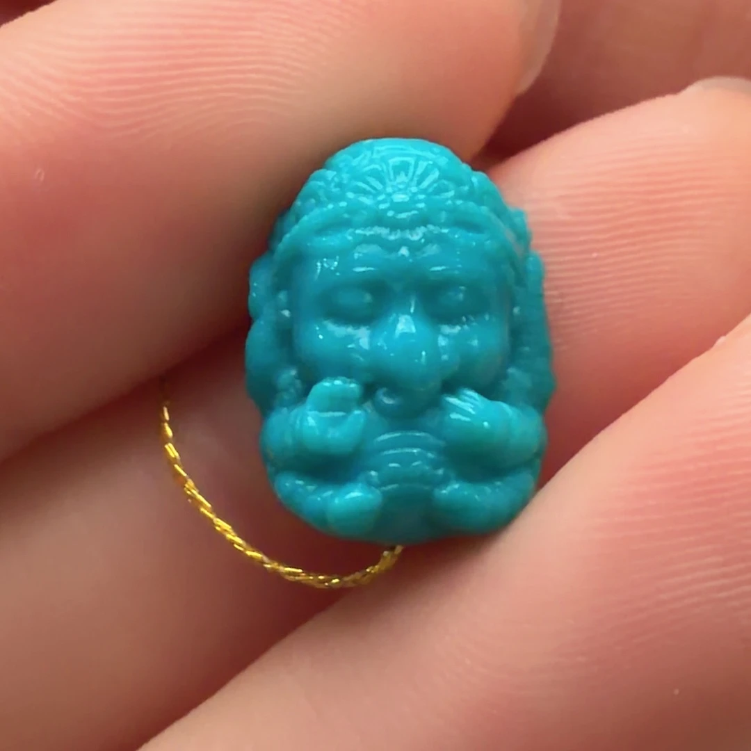 绿松石未镶嵌颈饰