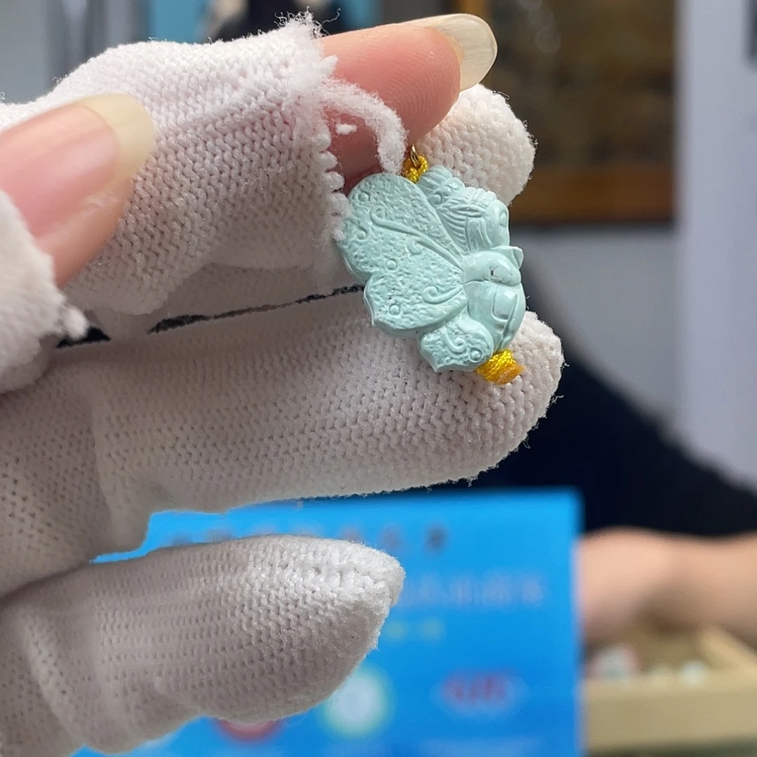 绿松石未镶嵌挂件