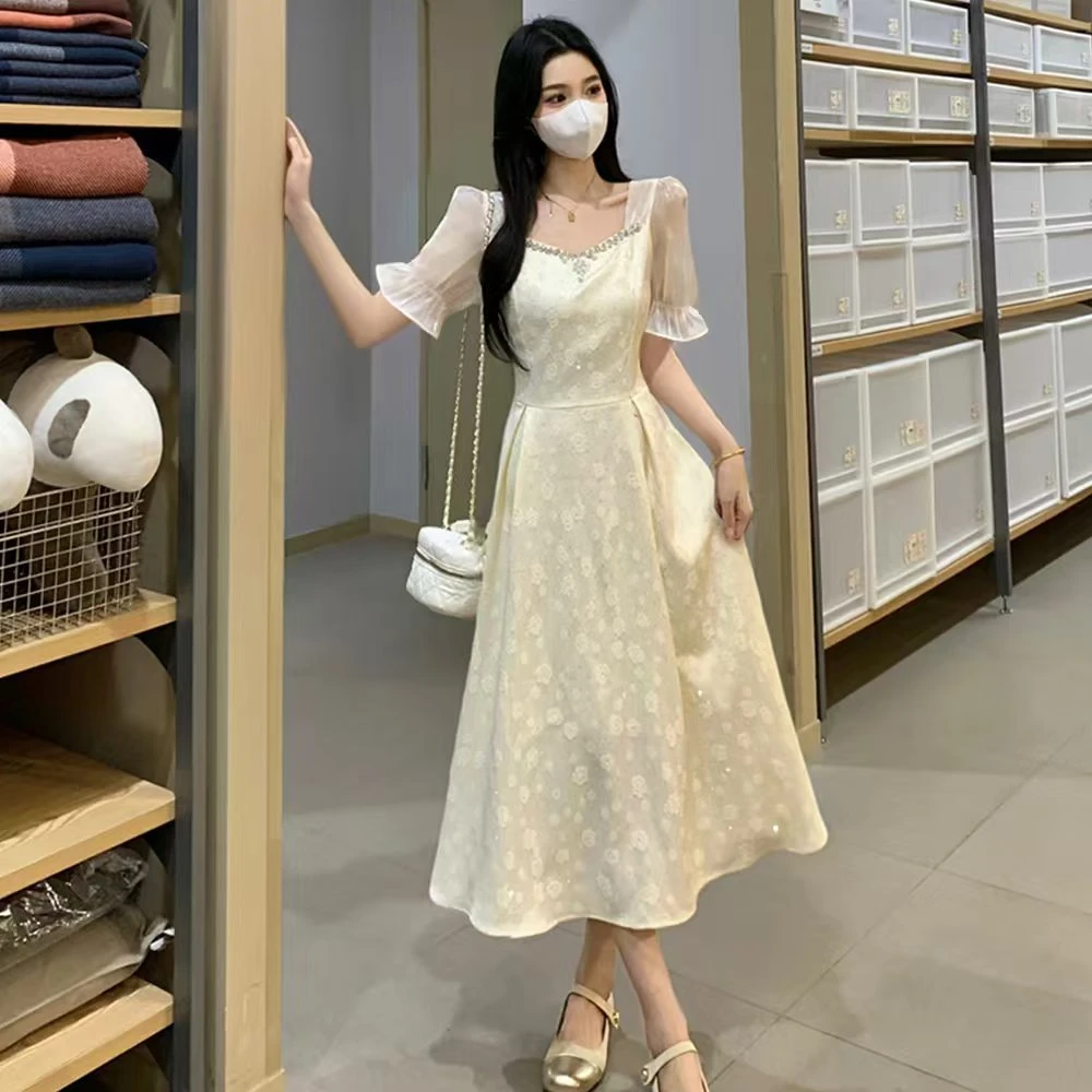 法式复古赫本风方领连衣裙夏季新款重工钉珠收腰显瘦假两件长裙